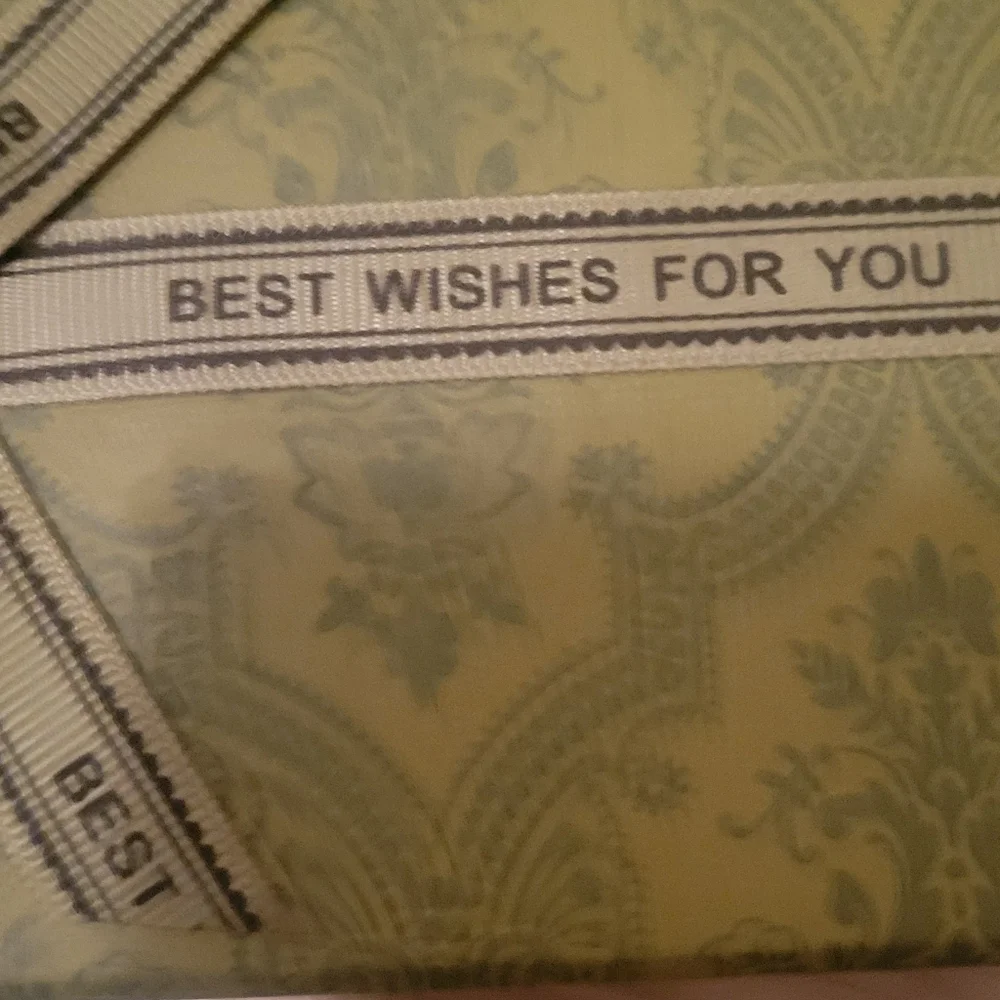 Elegant Green Gift Wrap with Ribbon